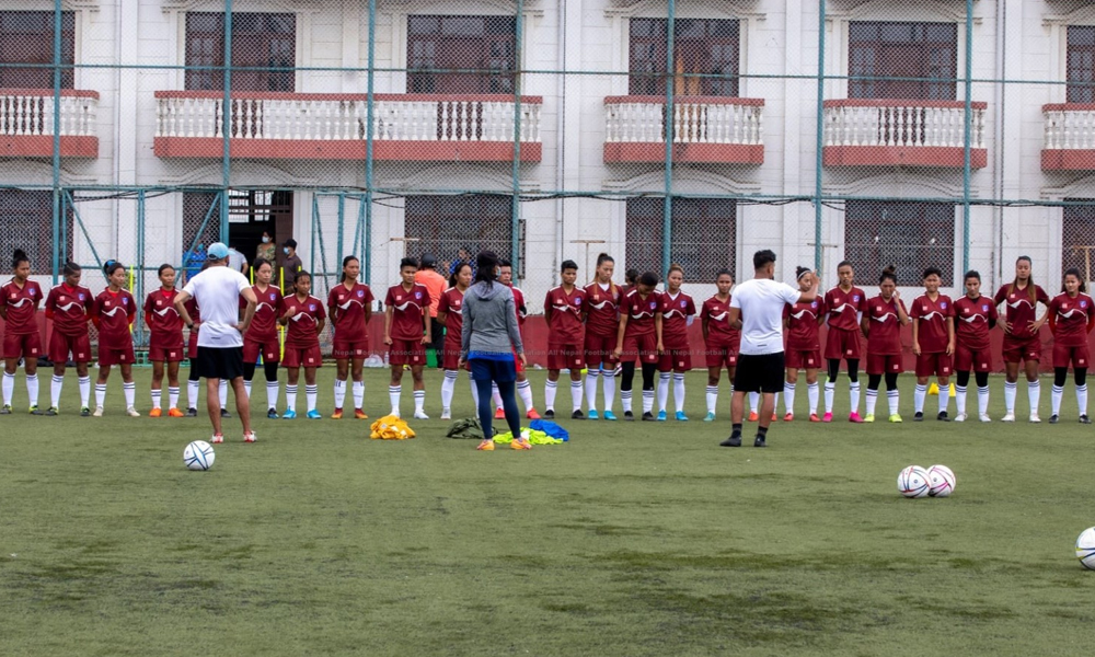 भारतसँगको मैत्रीपूर्ण खेलका लागि बन्द प्रशिक्षणमा बाेलाइए ४३ खेलाडी